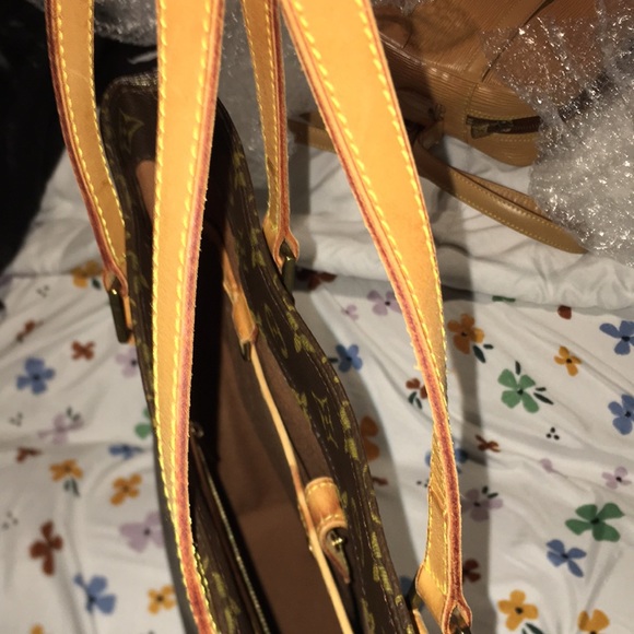 Super cute 🥰 Authentic LV VAVIN MONOGRAM TOTE - Picture 13 of 17